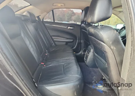 2016 Chrysler 300 Limited z USA, uszkodzony, nr VIN 2C3CCAAG3GH269206